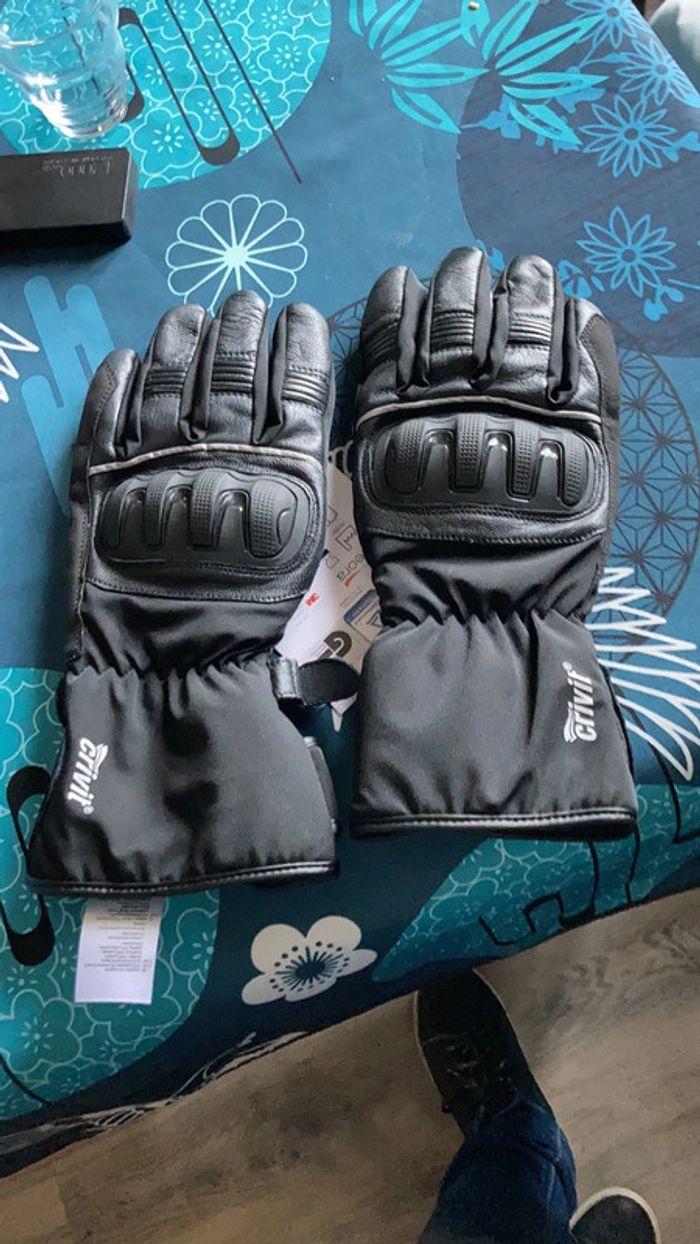 Gants moto neufs - photo numéro 1