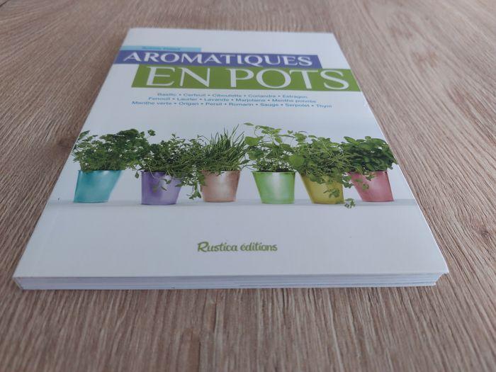 Livre "Aromatiques en pots" Rustica - photo numéro 5