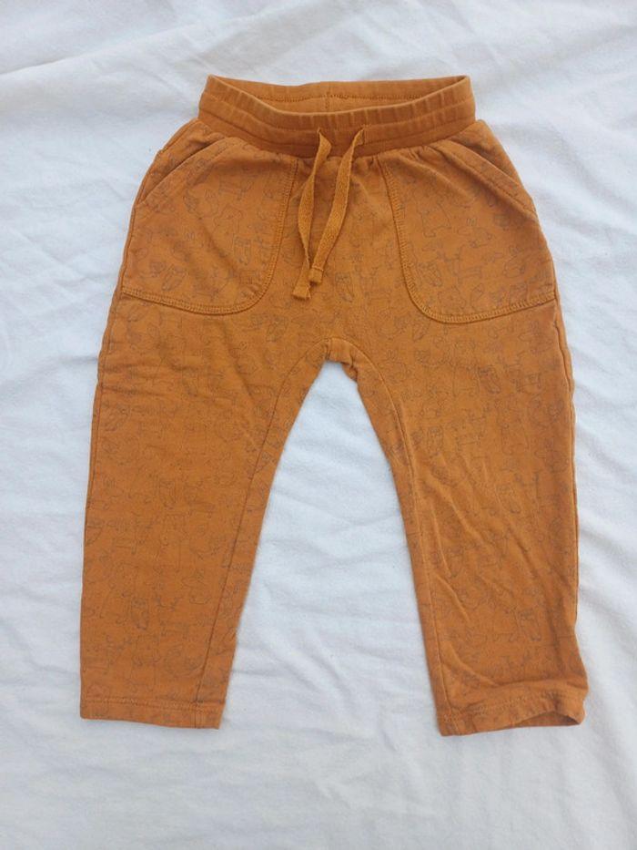 Lot de 3 pantalons taille 18 mois - photo numéro 2