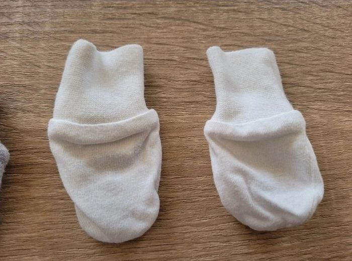 Lot de bonnets, moufles et chaussons garçon en naissance - photo numéro 5