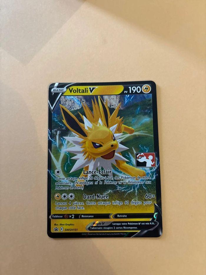 Carte Pokémon voltali swsh151 pack carte récompense - photo numéro 1