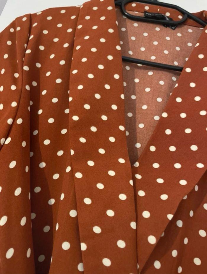 Robe à pois ceinturée - photo numéro 2