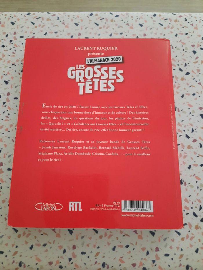 Livre: L'almanach 2020 - Les grosses têtes de Michel Lafon _ RTL - photo numéro 2