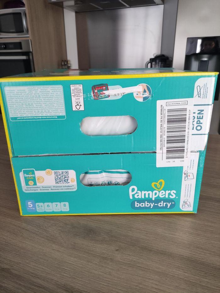 Couches Pampers baby dry méga pack taille 5 - photo numéro 4