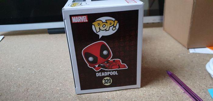 Funko pop Deadpool # 320, Diamond, exclu Hot Topic - photo numéro 4