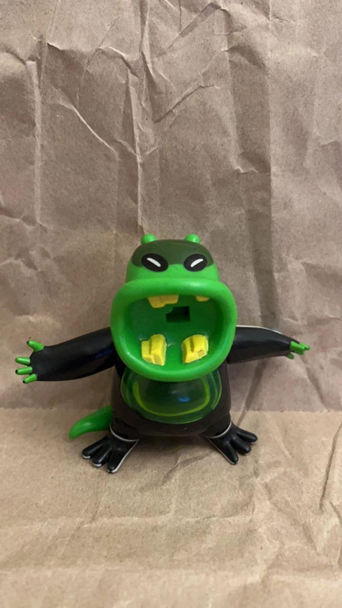 Bandai - 2007 rare figurine Ben 10 Upchuck Defender Alien Force 7cm - photo numéro 1