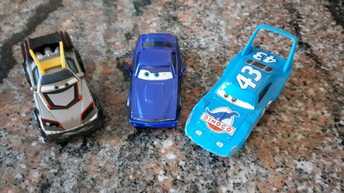 Lot voitures cars Disney - photo numéro 1