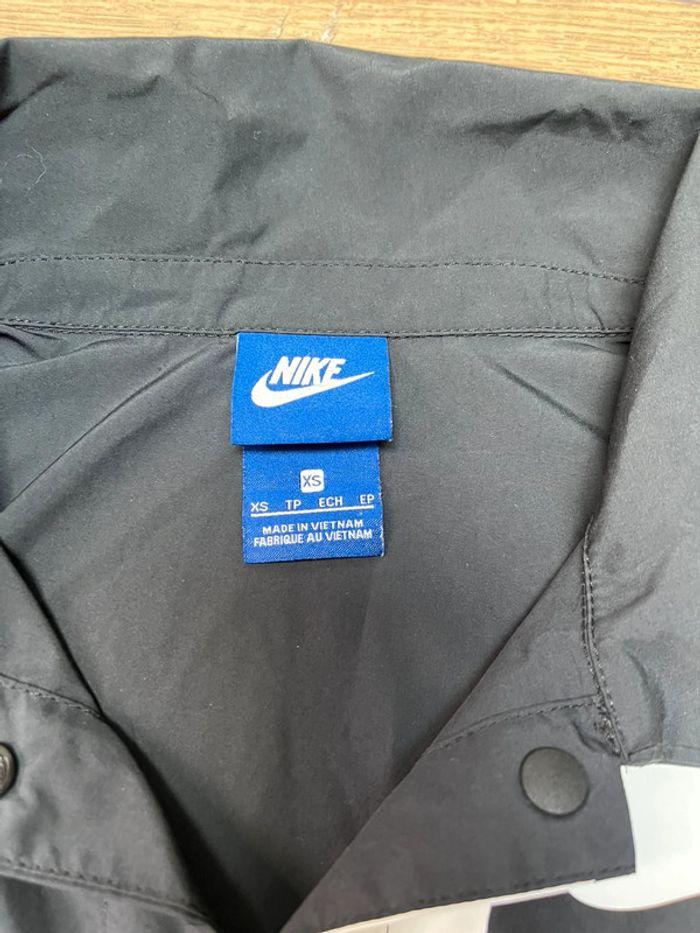 Veste Nike mi longue taille XS swoosh - photo numéro 5