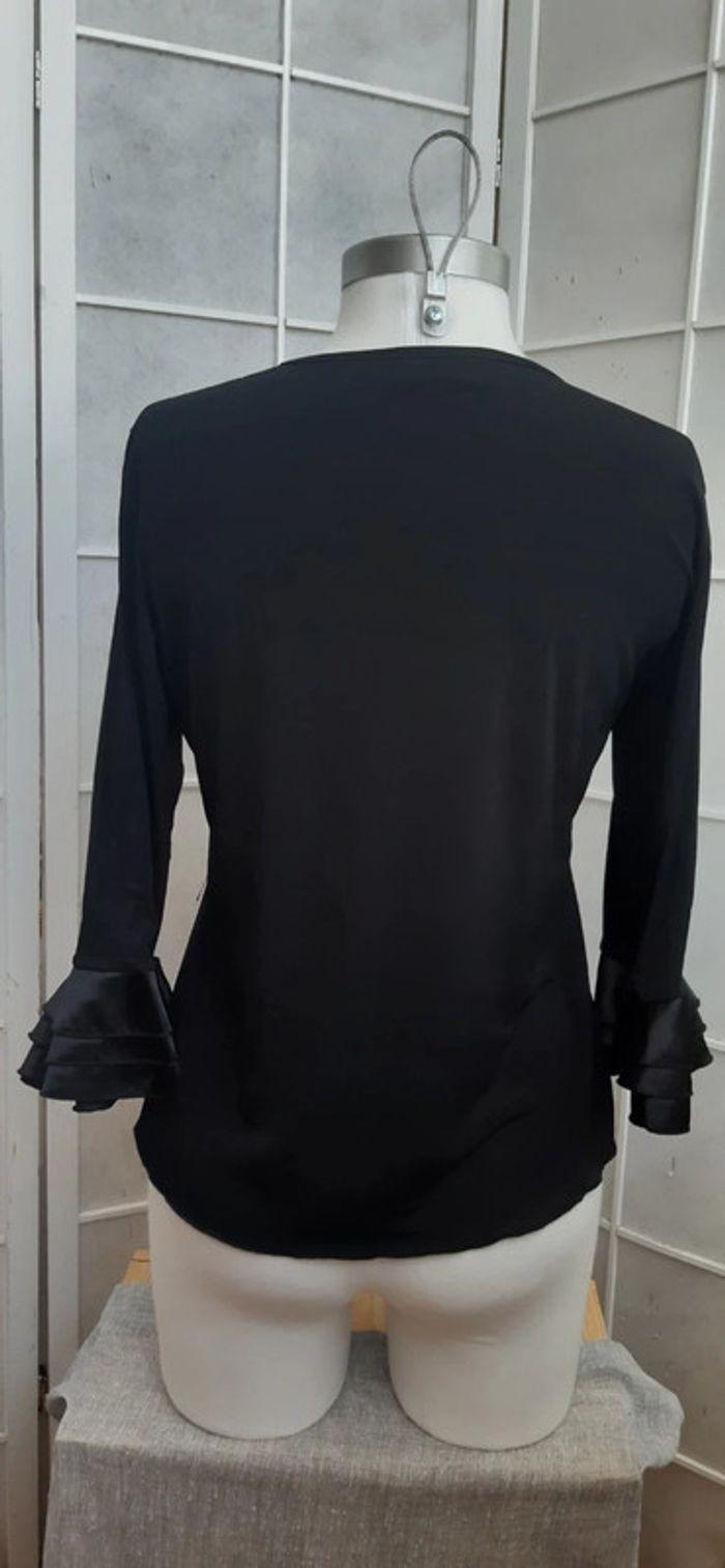 Joli haut noir blouse T 42 44 - photo numéro 8