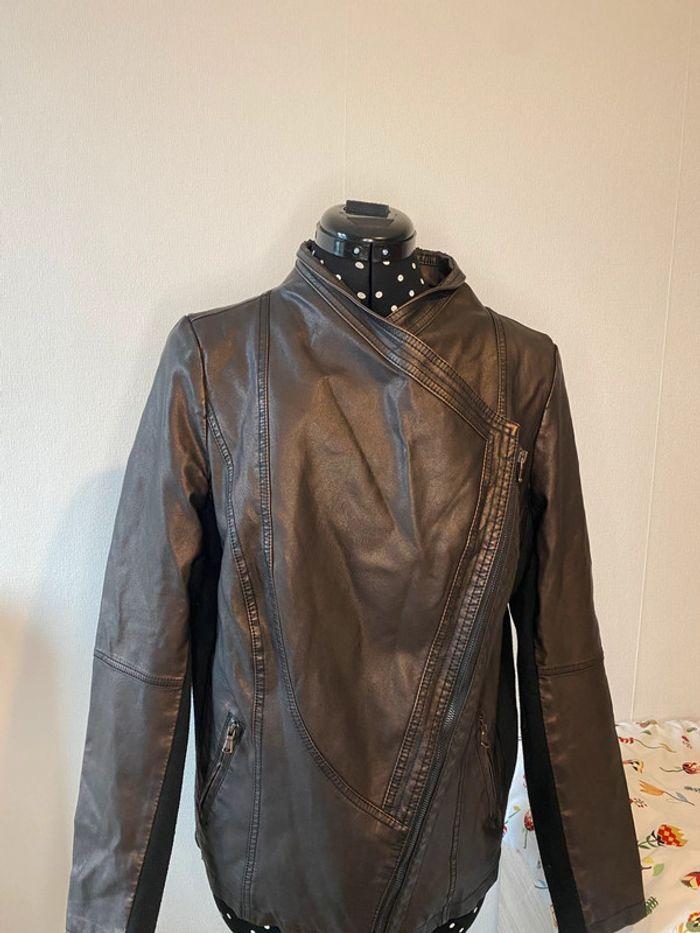 Veste similicuir bi matière marron brillant et noir M&S Mode taille 3XL / 46 - photo numéro 2