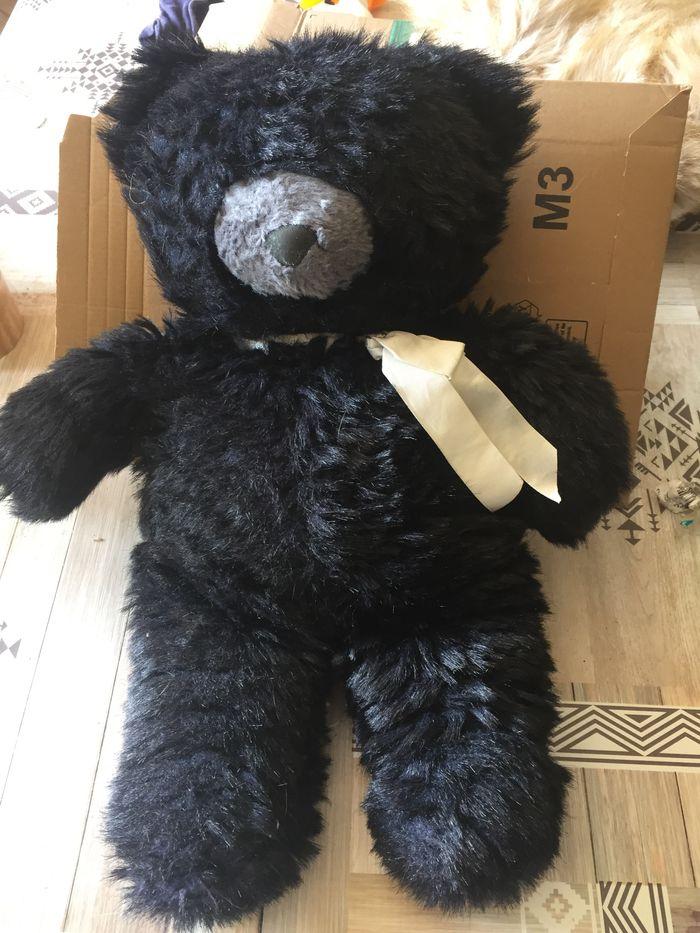 Ours peluche noir très bon état - photo numéro 1