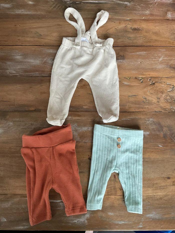 Lot de 3 pantalons - photo numéro 1