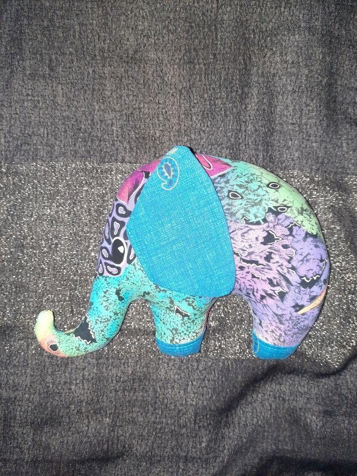 Doudou éléphant artisanal Blue Lemon - photo numéro 1