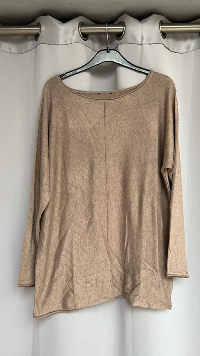 Pull col rond camel taille XXL  C&A très bon état - photo numéro 1