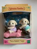 2 figurines Sylvanian Families