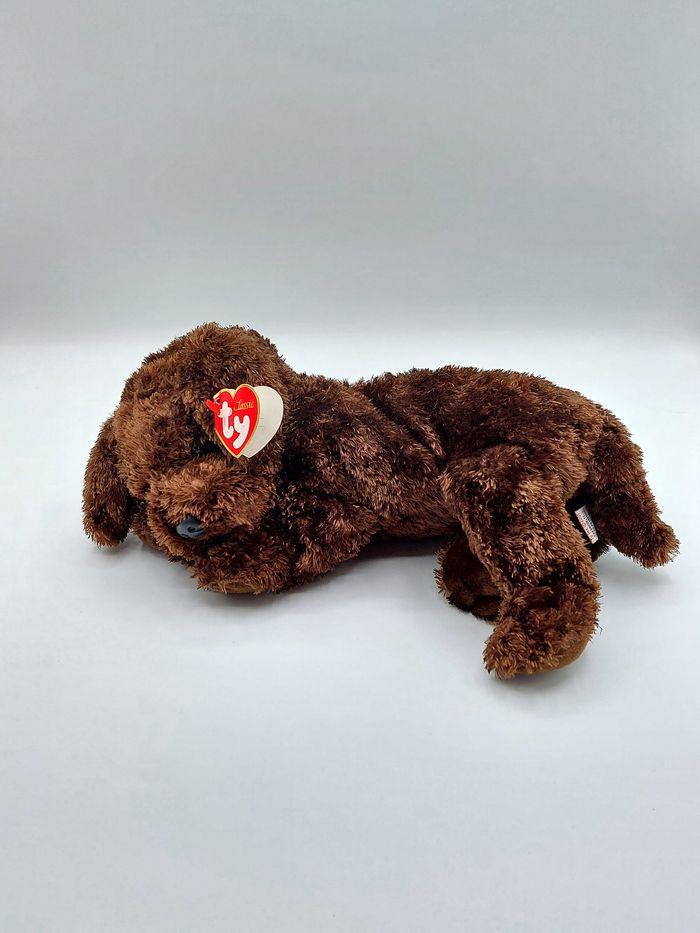 Peluche doudou chien NUZZLE TY Silk 2001 marron chocolat environ 32 cm - photo numéro 1