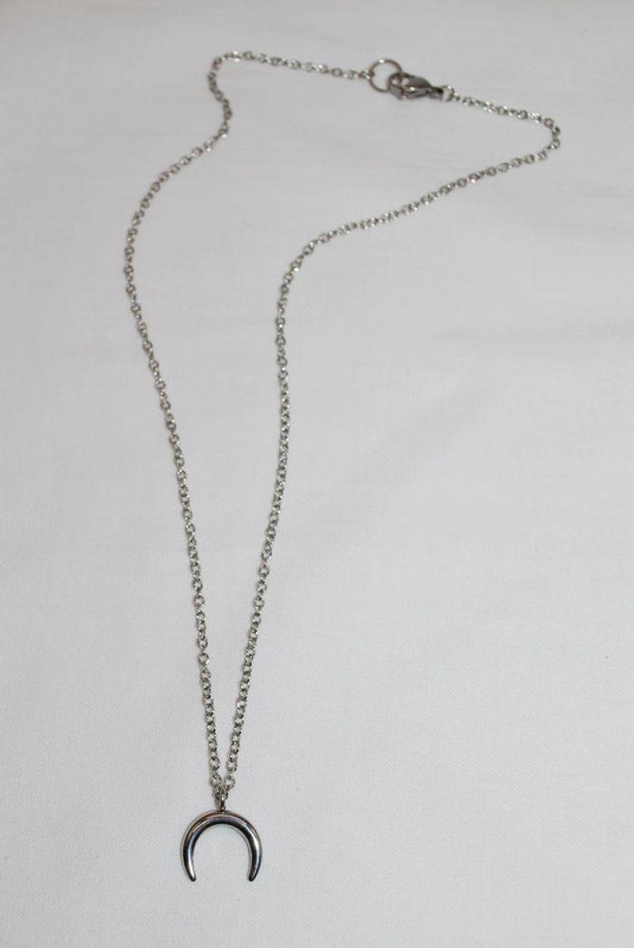 Collier pendentif demi lune argent - photo numéro 2