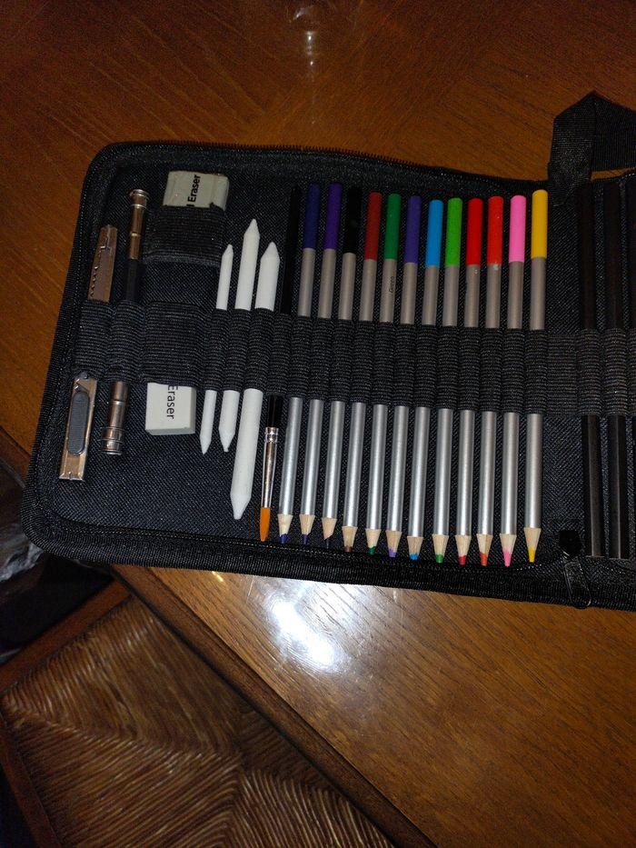 Kit de dessin neuf 37 pièces - photo numéro 6