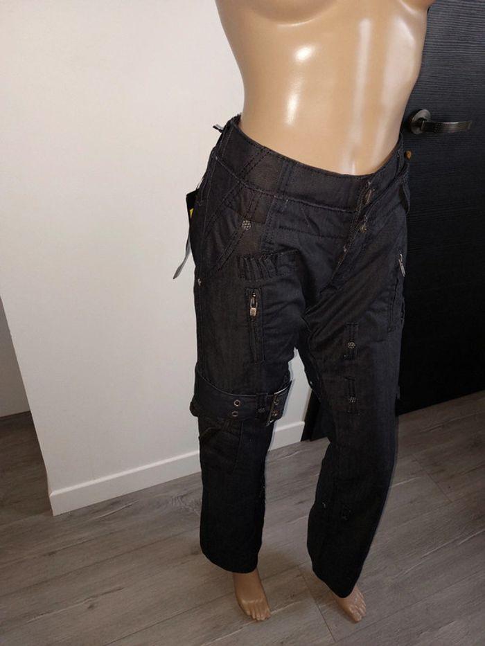 Pantalon rerock taille w32 L34 neuf avec étiquette - photo numéro 2