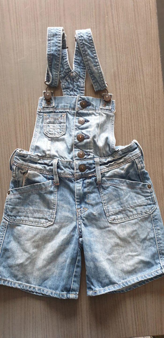 Salopette short en jeans 7/8 ans - photo numéro 1