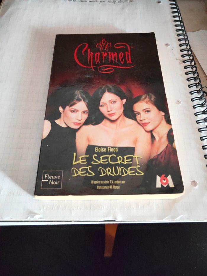 Livre charmed 8 - photo numéro 1