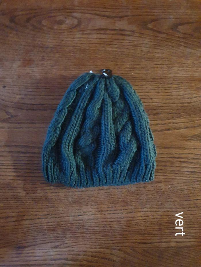 Bonnet garçon vert