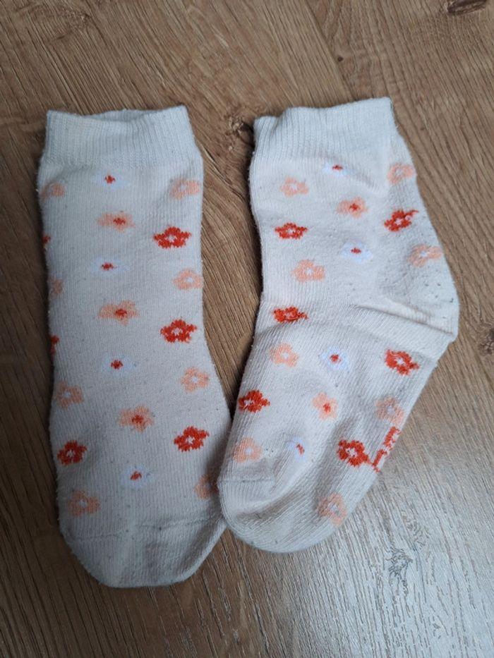 lot  paires de chaussettes 21-23 - photo numéro 6