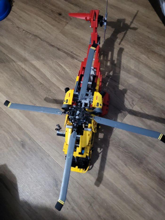 Lego 9396 hélicoptère pompiers - photo numéro 1