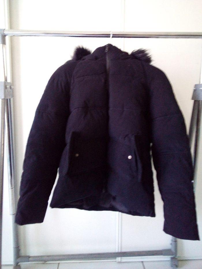 Doudoune blouson noire courte avec capuche taille L - photo numéro 1