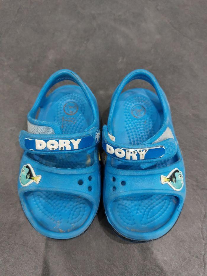 Crocs Dory bleues T.19/20 - photo numéro 1