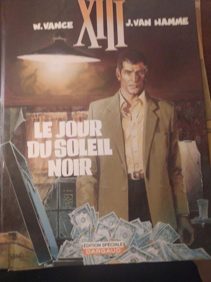 XIII - Tome 1 - Le Jour du soleil noir - photo numéro 1