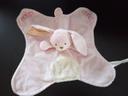 Doudou carré rose , blanc,lapin, bébé fille, motif etiquette