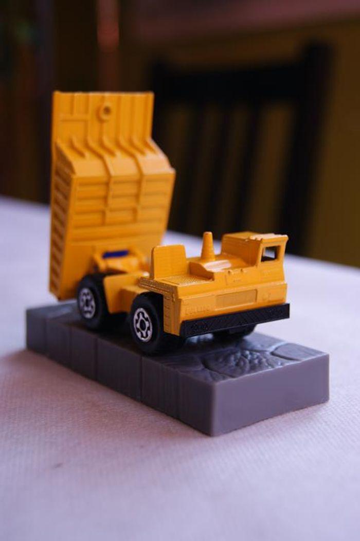 Matchbox camion benne - photo numéro 6