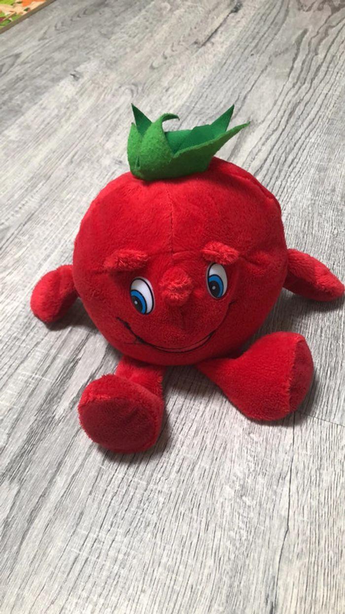 Peluche tomate