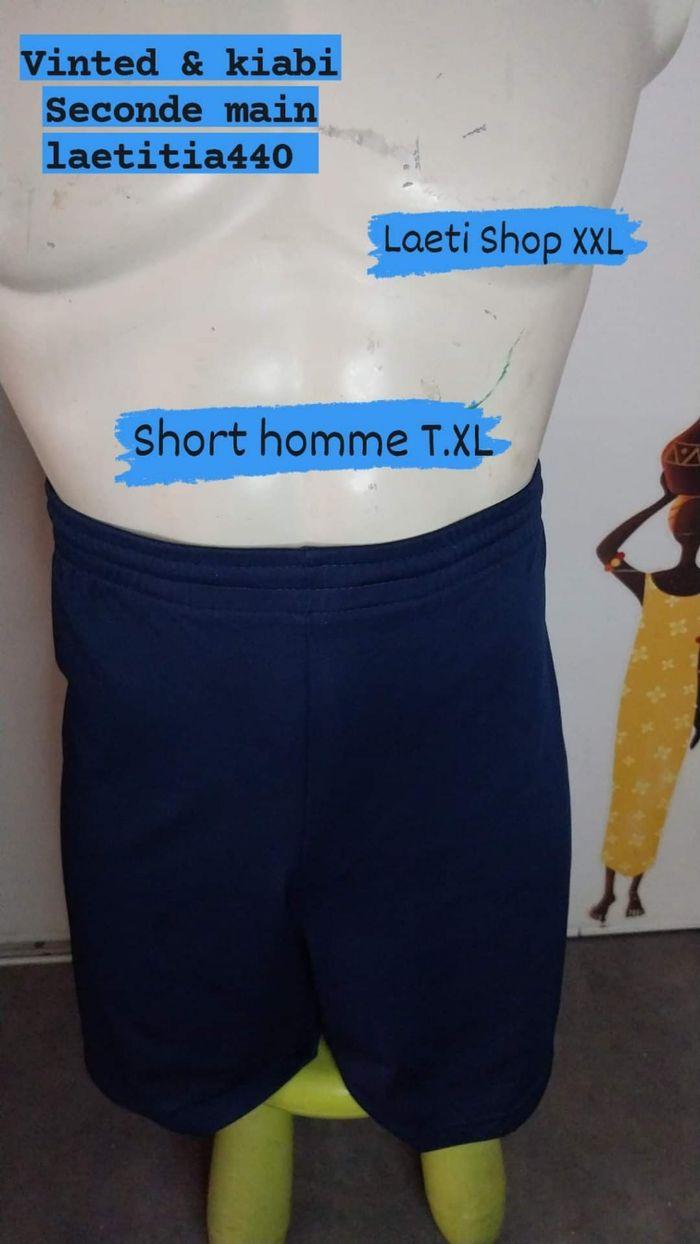 Short homme T.XL - photo numéro 1