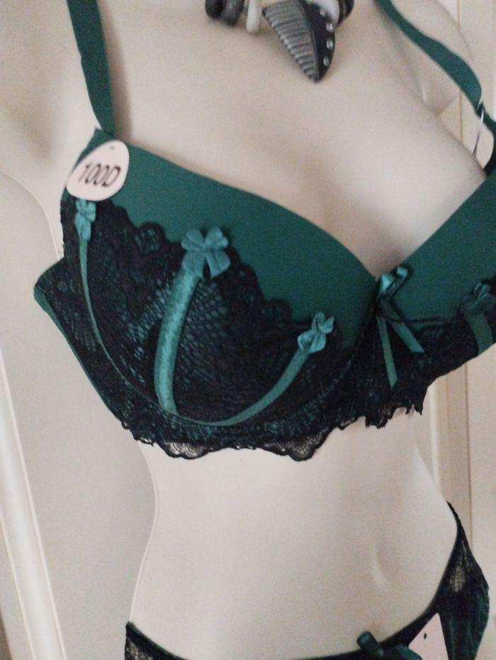 Ensemble de lingerie neuf 100D XL pour le bas - photo numéro 3