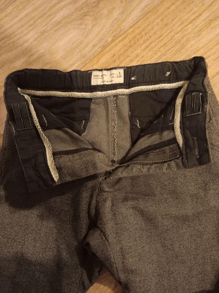 Lot de 2 pantalons de zara boys 5 ans - photo numéro 3