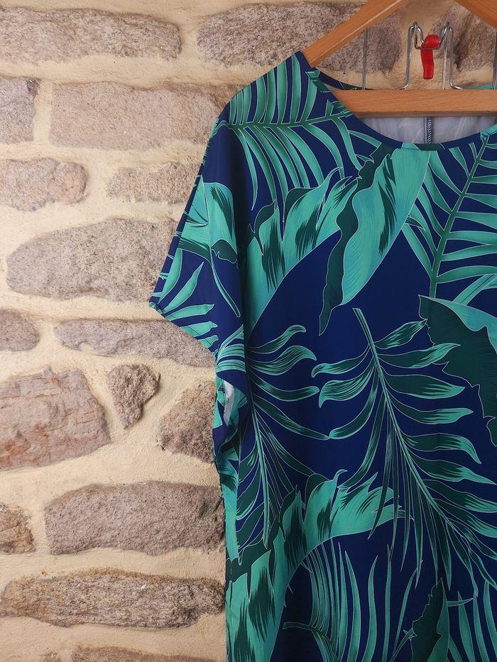 Robe tropical marine et verte Femme taille 52 marque Boohoo 🍓 - photo numéro 2