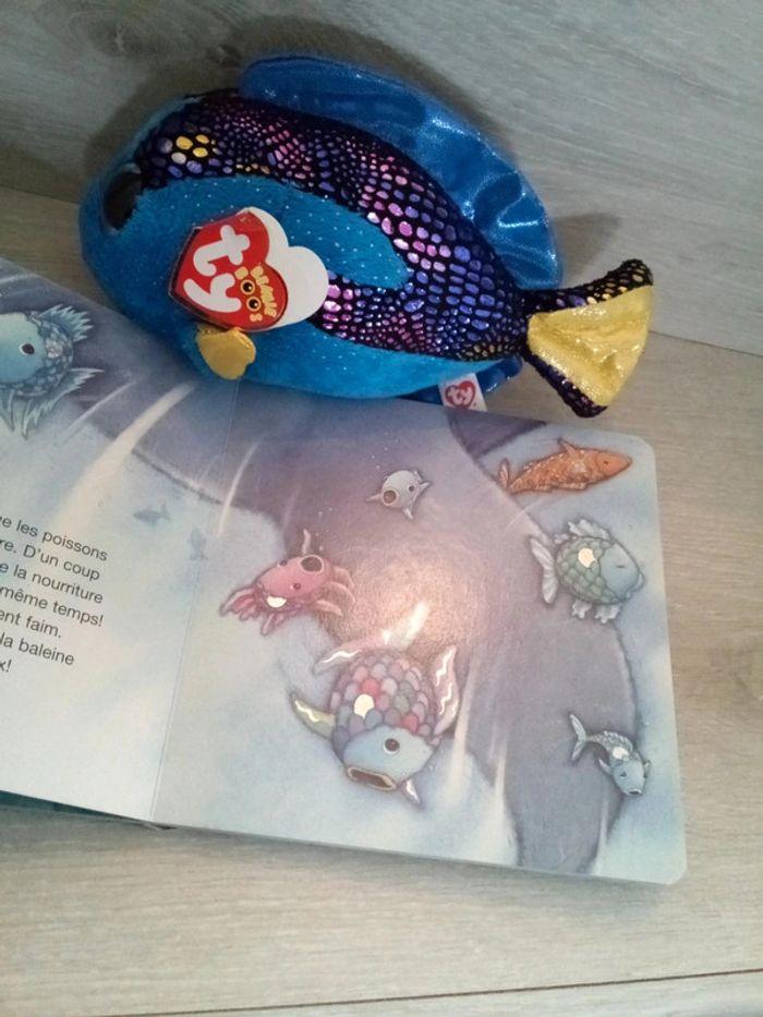 Livre Arc en ciel+ peluche poisson - photo numéro 3