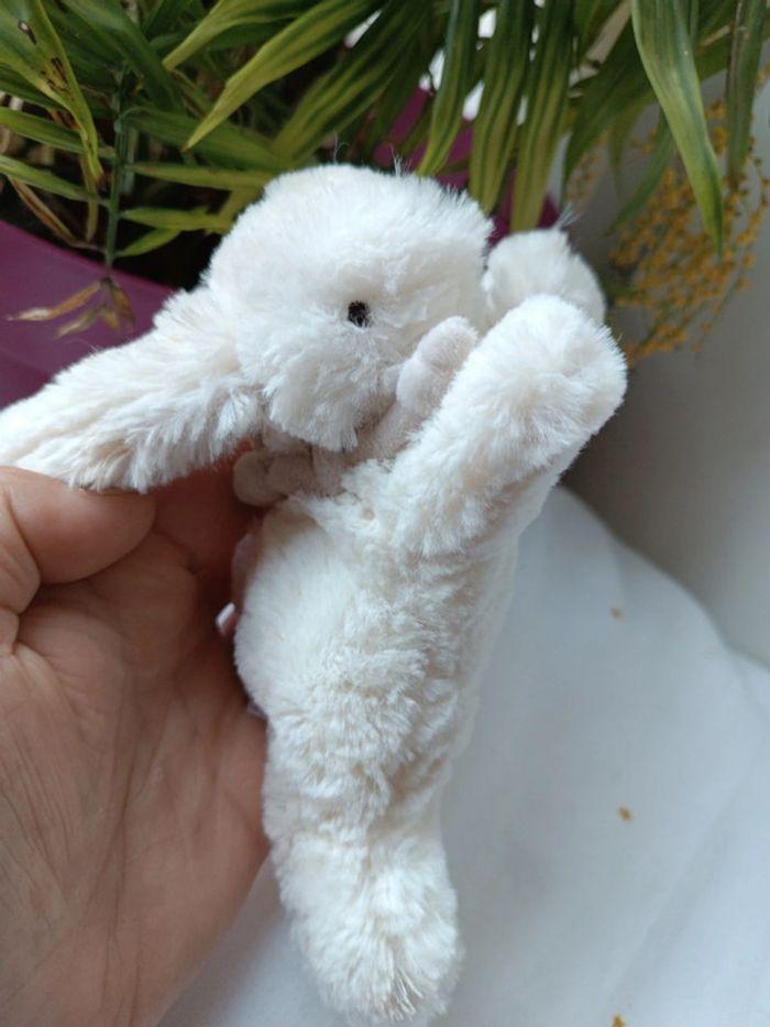 Peluche plush doudou Teddy petit small lapin blanc white allongé couché bunnies Bunny Compagnie - photo numéro 3