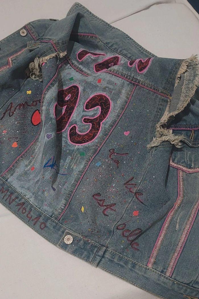 Veste jeans sans manche customiser - photo numéro 7