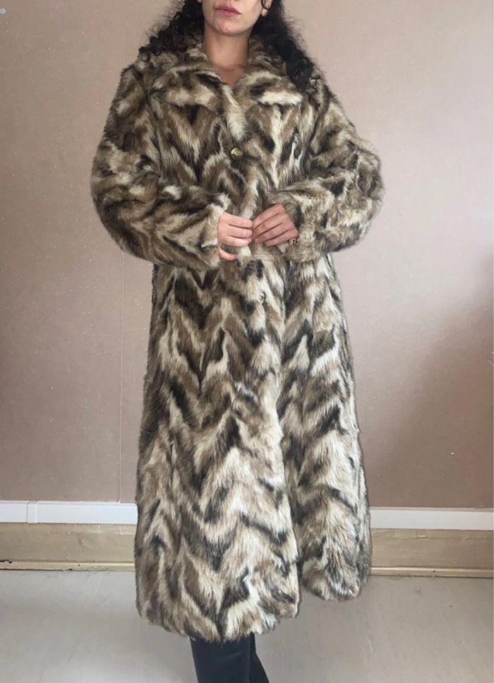 Long coat faux fur vintage - photo numéro 4