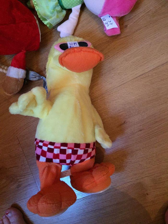 Peluche canard animé