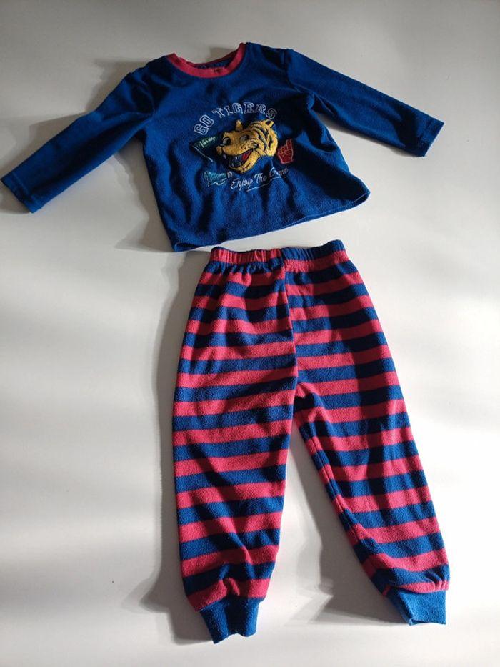 Pyjama hiver tigre rouge bleu Primark 1,5/2ans tbe - photo numéro 1