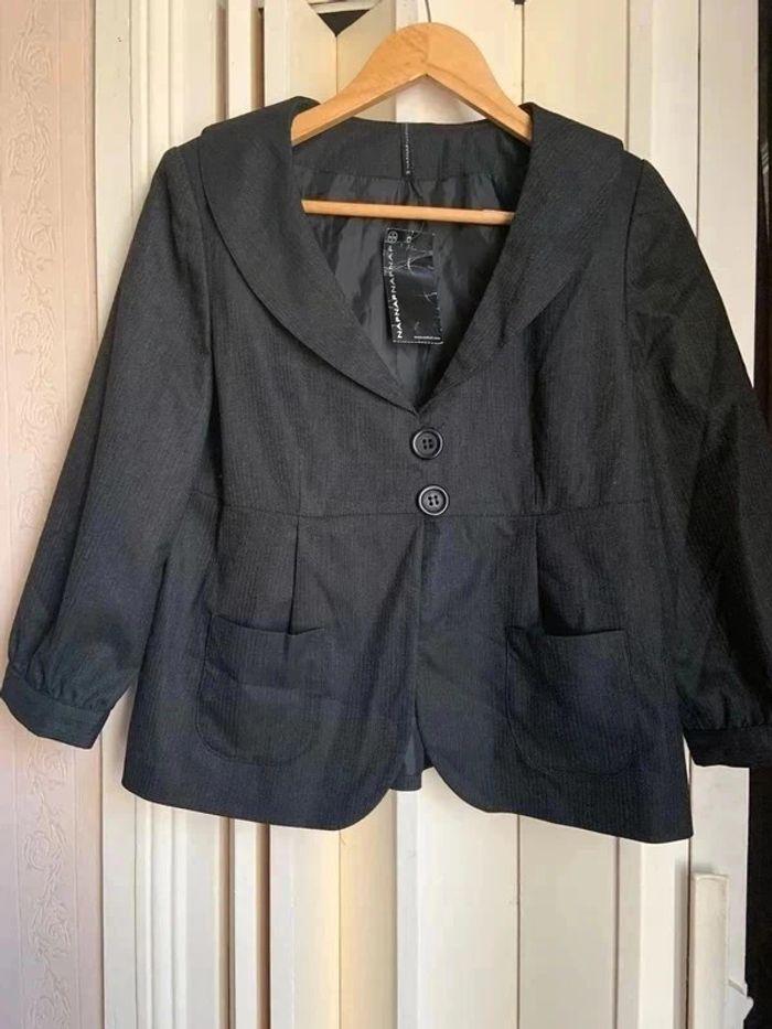 Veste courte Naf Naf taille 40 neuve - photo numéro 1