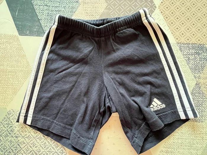 Short Adidas - photo numéro 1