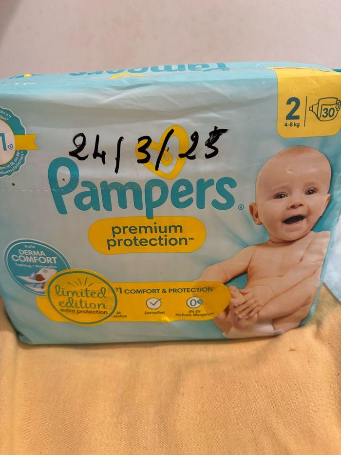 Couches Pampers