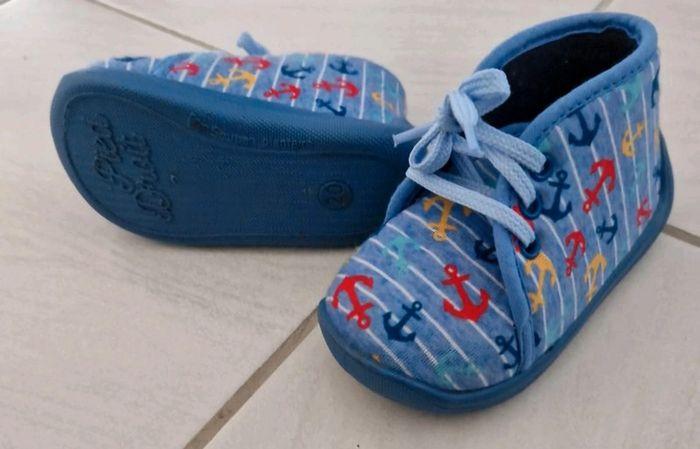 Chaussons bébé t20