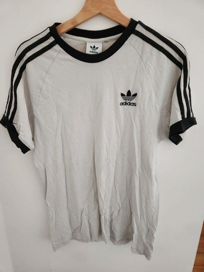 Tee shirt Adidas - photo numéro 1