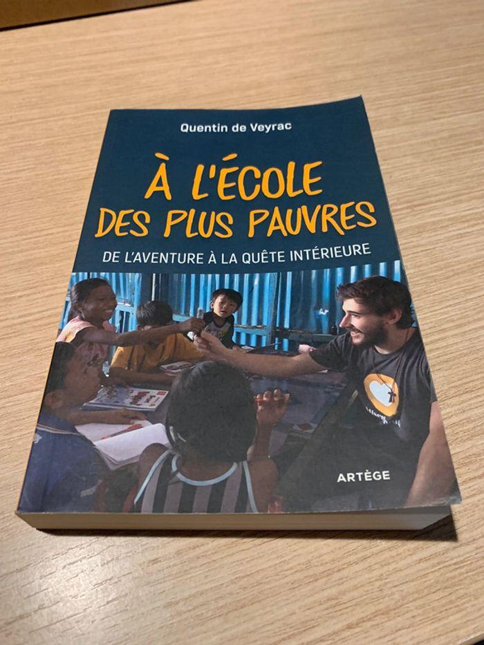 Livre à l école des plus pauvres Quentin de veyrac - photo numéro 1